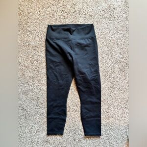 Fabletics power hold 7/8 capri pants